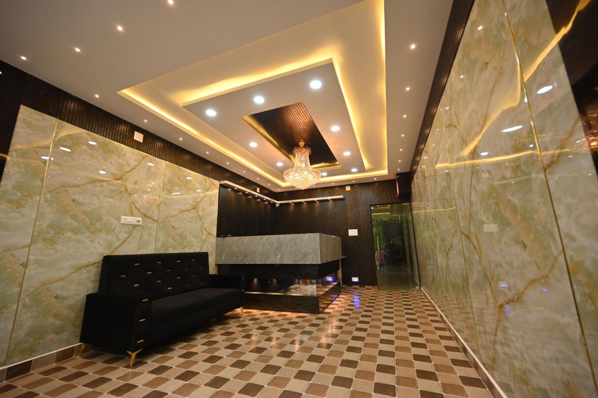 The Vintage Plaza Hotel Baripada Exterior photo